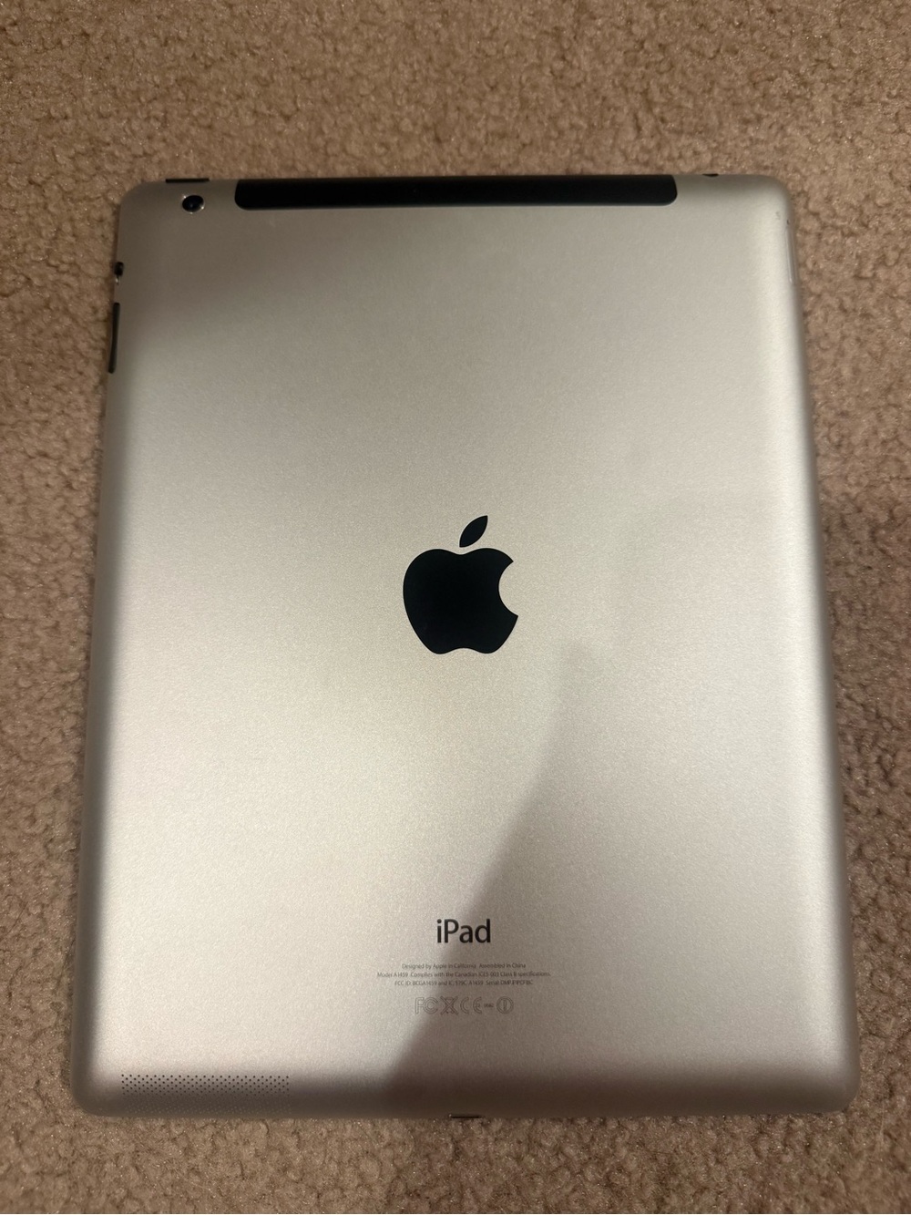 Apple iPad Silver Tablet 4th generation